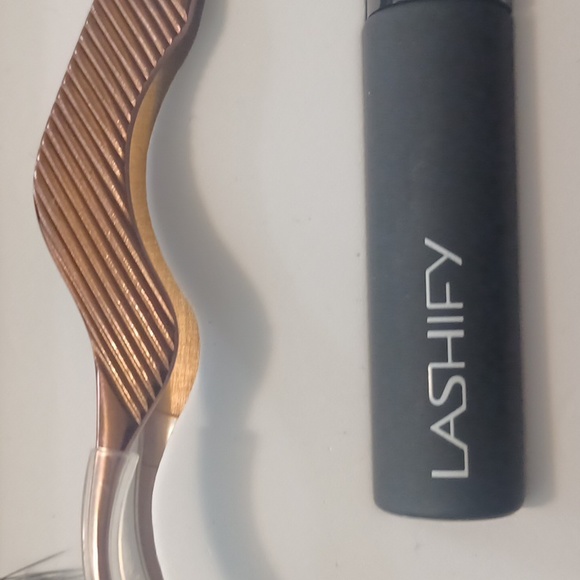 Lashify eyelashes - Picture 4 of 4